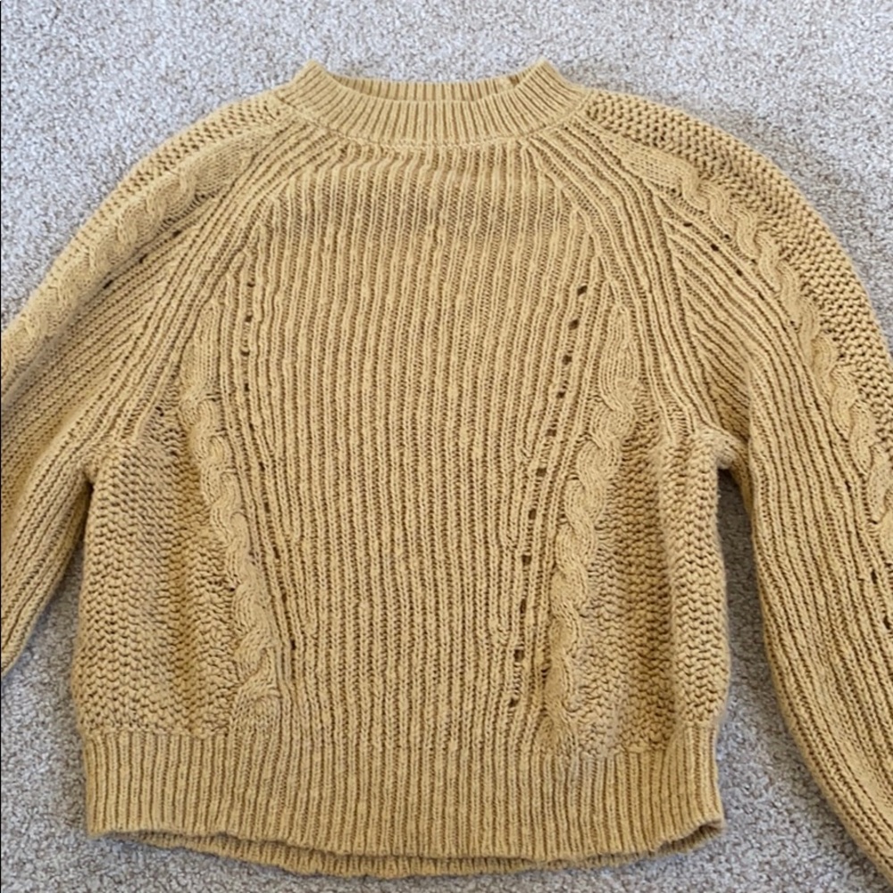 Yellow American eagle sweater